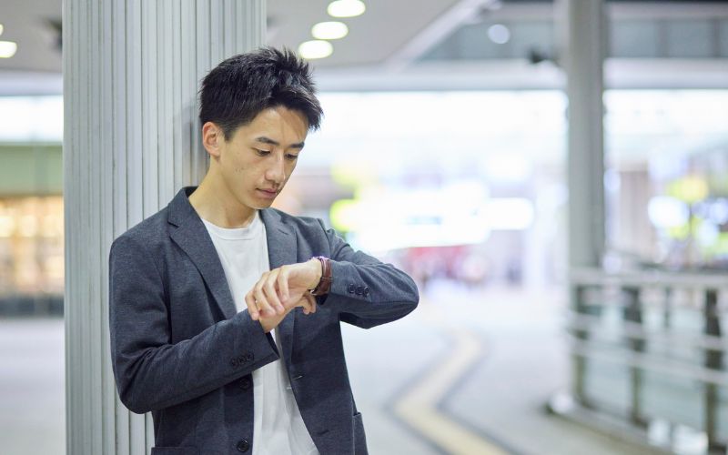 dau-gia-dong-ho-nhat-ban