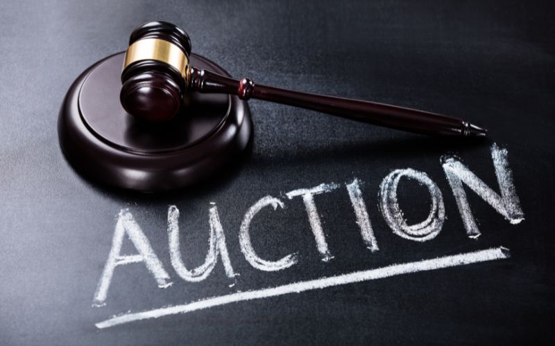 dau-gia-hang-nhat-noi-dia