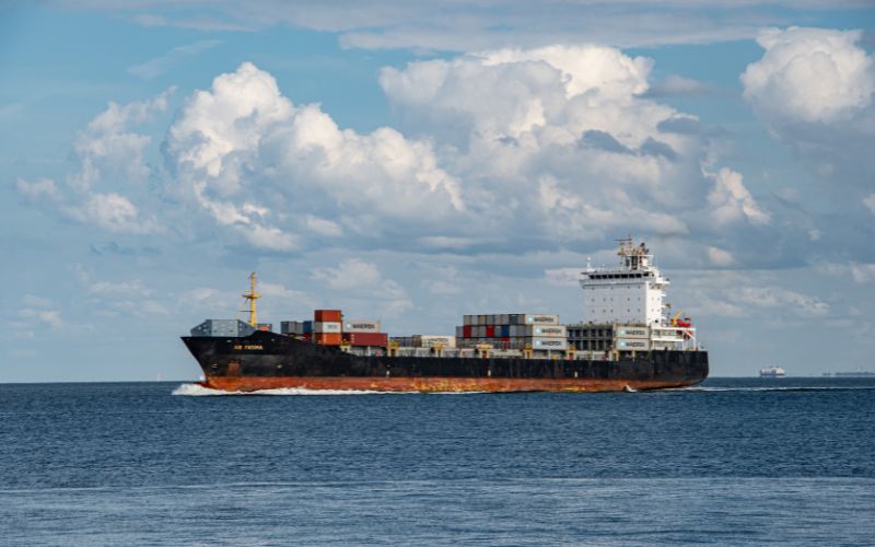 gui-hang-di-nhat-an-toan