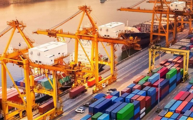 van-chuyen-viet-nhat-uy-tin